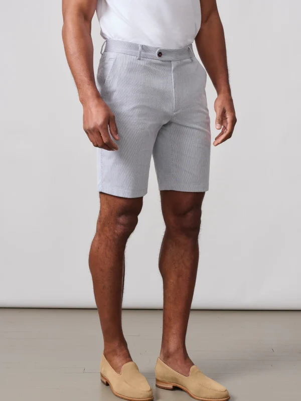 Discount J. McLaughlin Oliver 9" Shorts In Pinstripe White/Navy